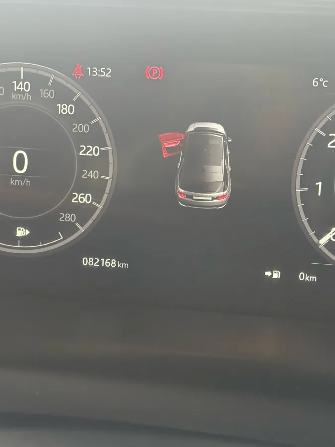 2020 Land Rover Discovery Sport 2.0T 249HP L4 9AT,autocango,china used car exporter,china ev exporter,chinese used car exporter,chinese used ev exporter