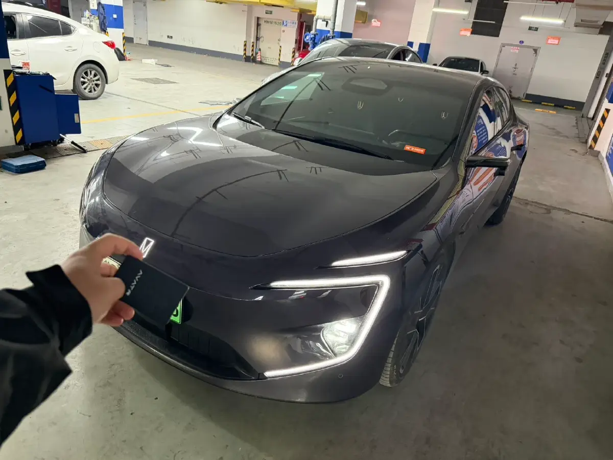 2024 Avatr 12 BEV 94.5KWH