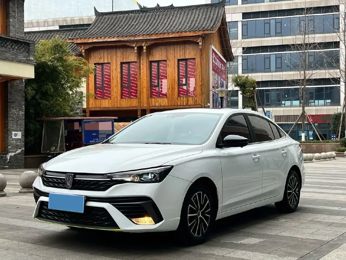 2021 Roewe i5 1.5L 120HP L4 CVT