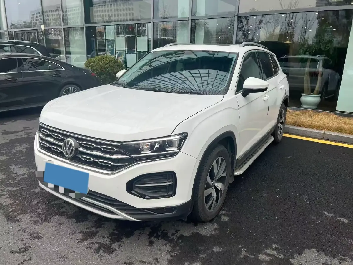 2019 Jeep Cherokee 2.0T 234HP L4 9AT