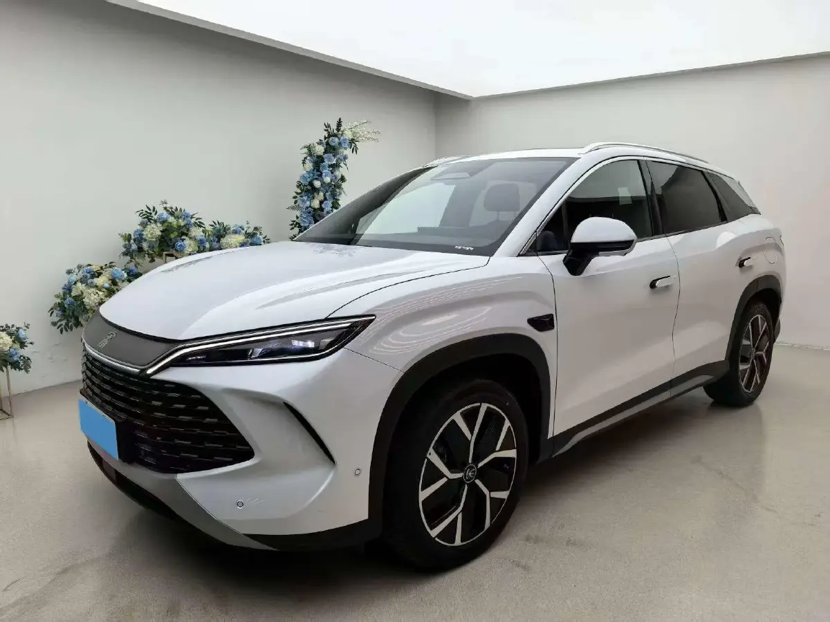 2025 BYD SongL DM-i 1.5L 101HP L4 E-CVT PHEV 18.3KWH