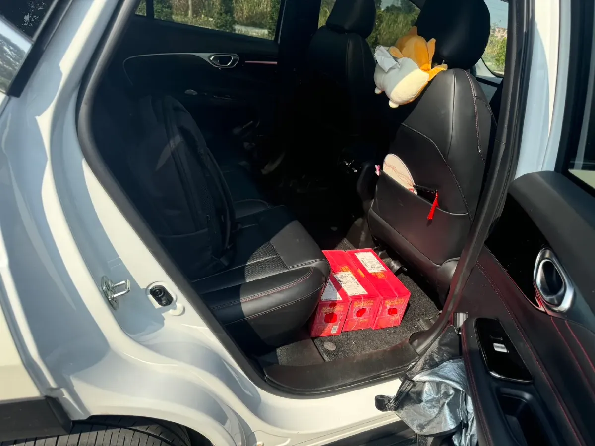 2021 Ford New Era Transit 2.2T 140HP L4 6AMT,autocango,china used car exporter,china ev exporter,chinese used car exporter,chinese used ev exporter