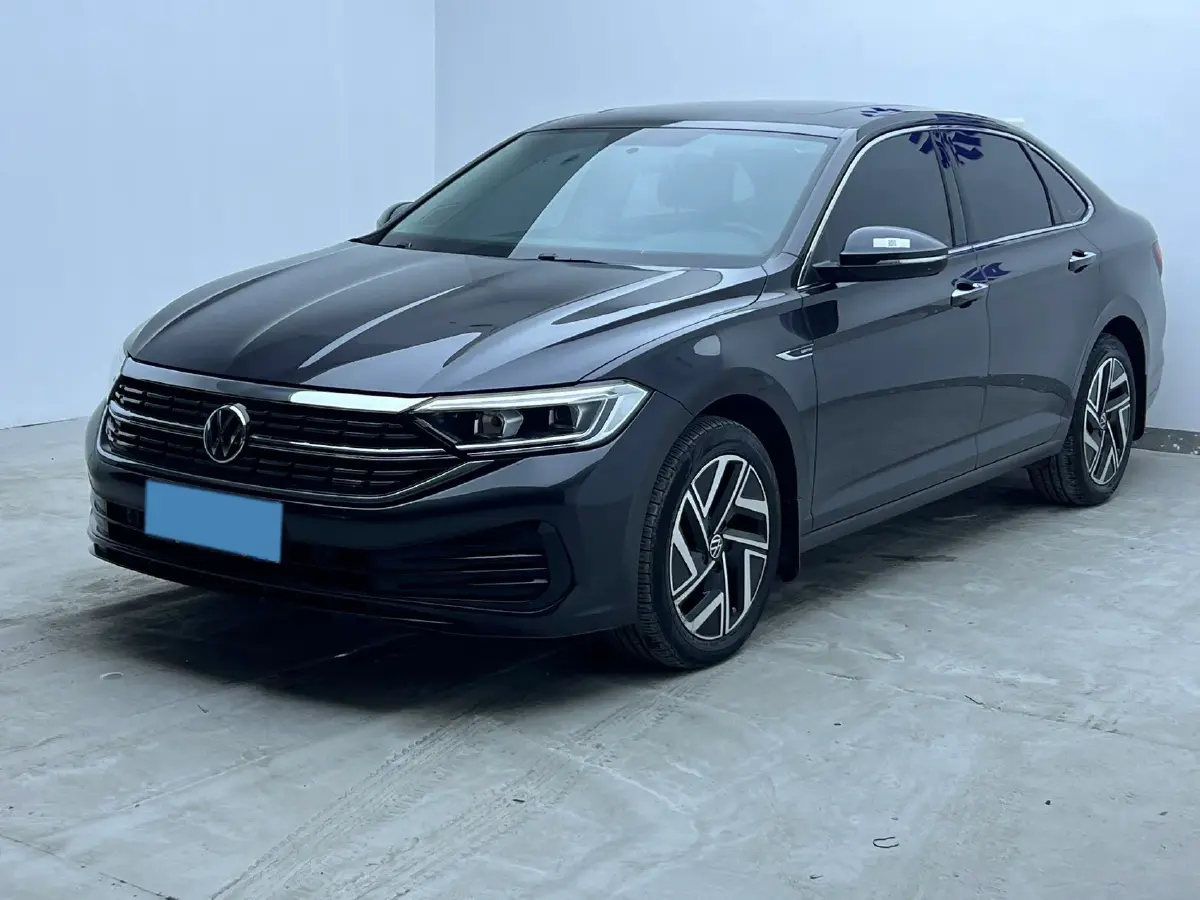 2023 Volkswagen Sagitar 1.4T 150HP L4 7DCT