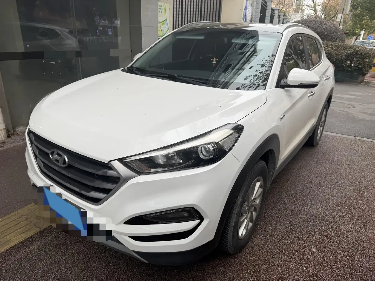 2015 Hyundai Tucson 1.6T 177HP L4 7DCT