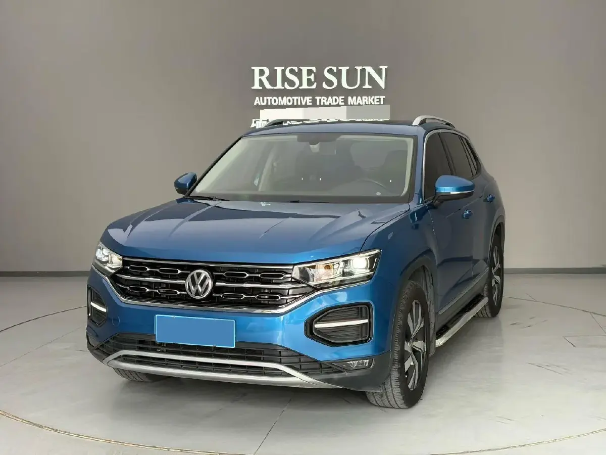 2019 Jeep Cherokee 2.0T 234HP L4 9AT