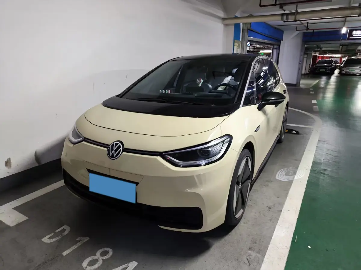 2023 Volkswagen ID.3 BEV 52.8KWH
