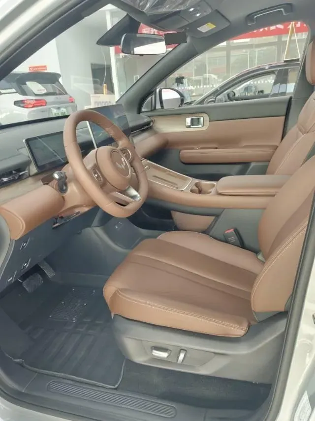 2024 WuLing XingGuangS 1.5L 106HP L4 E-CVT PHEV 20.5KWH,autocango,china used car exporter,china ev exporter,chinese used car exporter,chinese used ev exporter