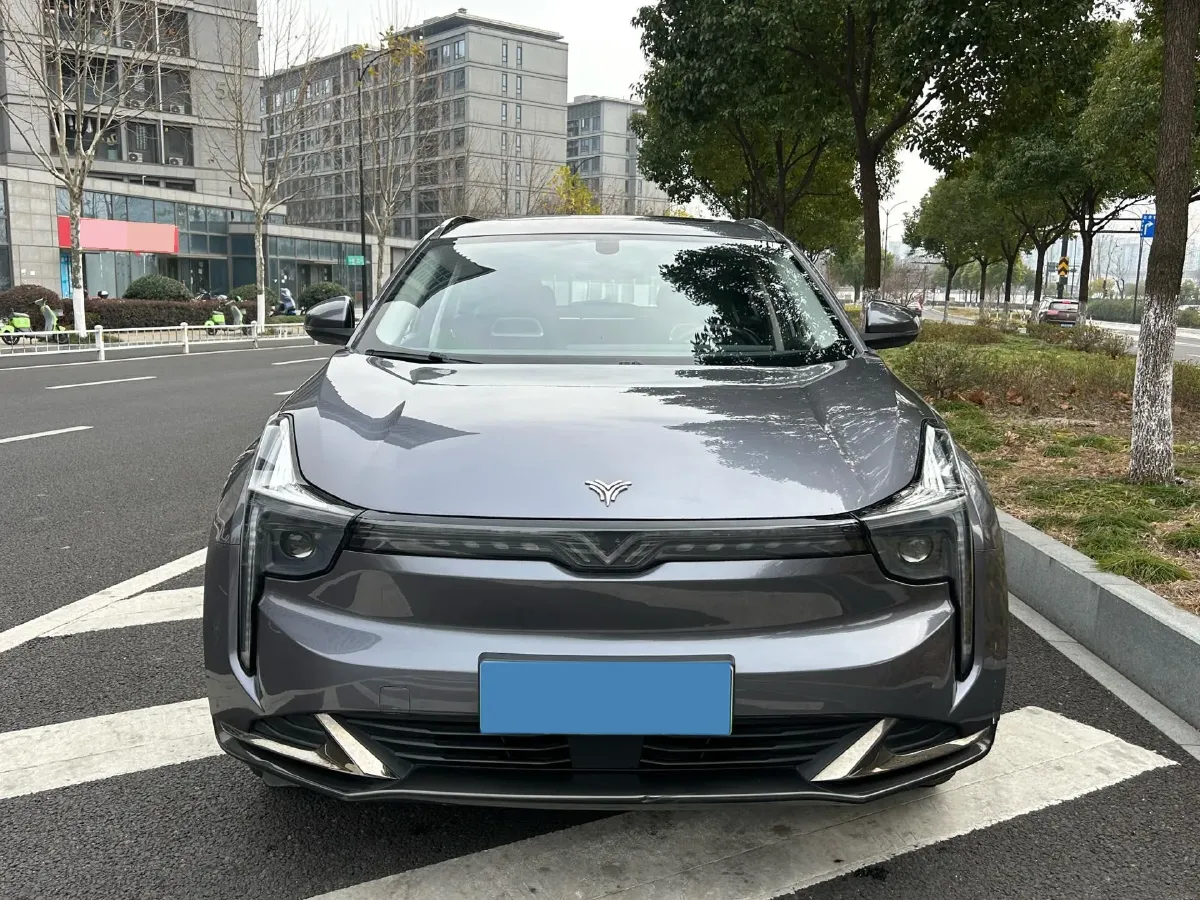 2022 Venucia Grand V 1.5T 190HP L4 7DCT,autocango,china used car exporter,china ev exporter,chinese used car exporter,chinese used ev exporter