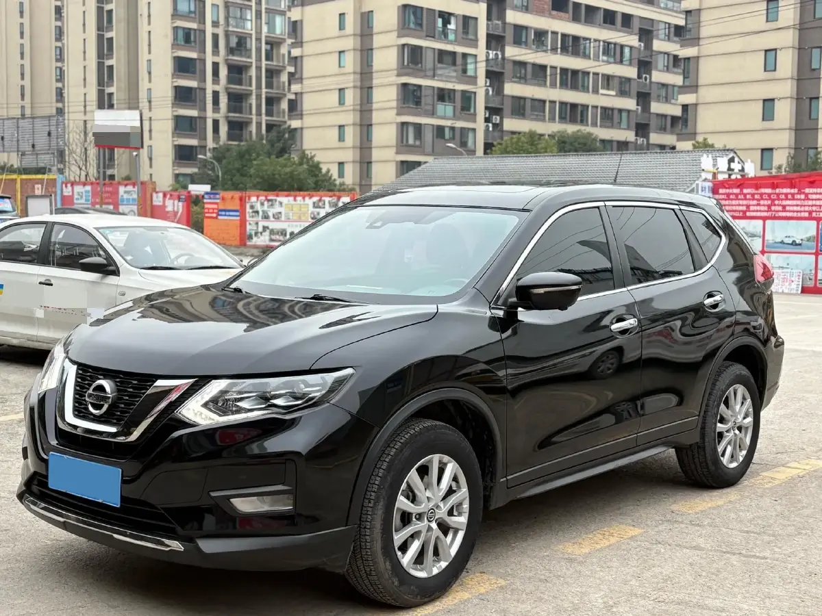 2021 Nissan X-Trail 2.0L 151HP L4 CVT