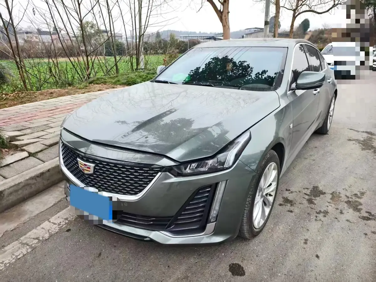 2022 Cadillac CT5 2.0T 237HP L4 10AT