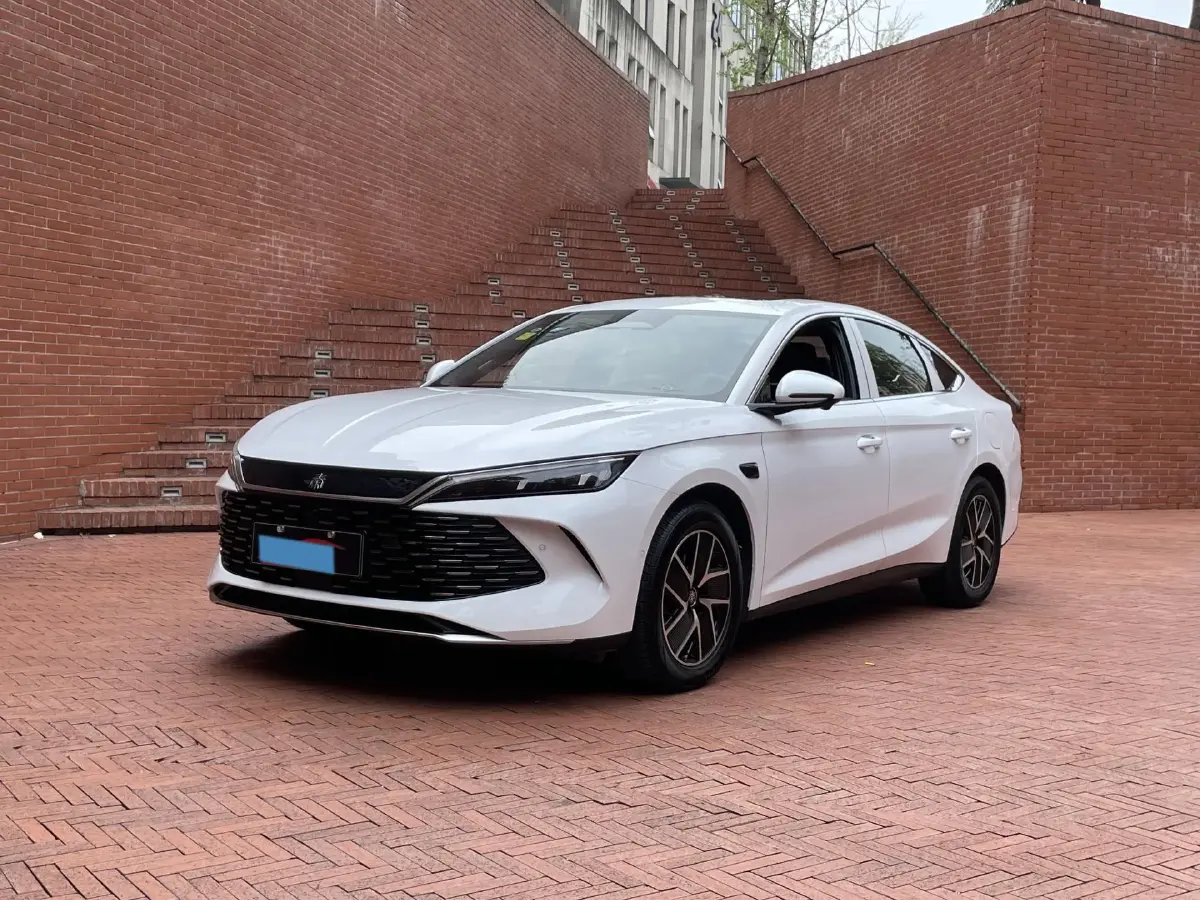 2025 BYD QinL 1.5L 101HP L4 E-CVT PHEV 15.87KWH