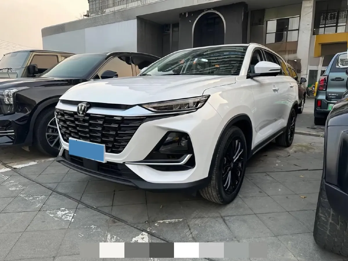 2026 ChangAn CS75 1.5T 192HP L4 7DCT,autocango,china used car exporter,china ev exporter,chinese used car exporter,chinese used ev exporter