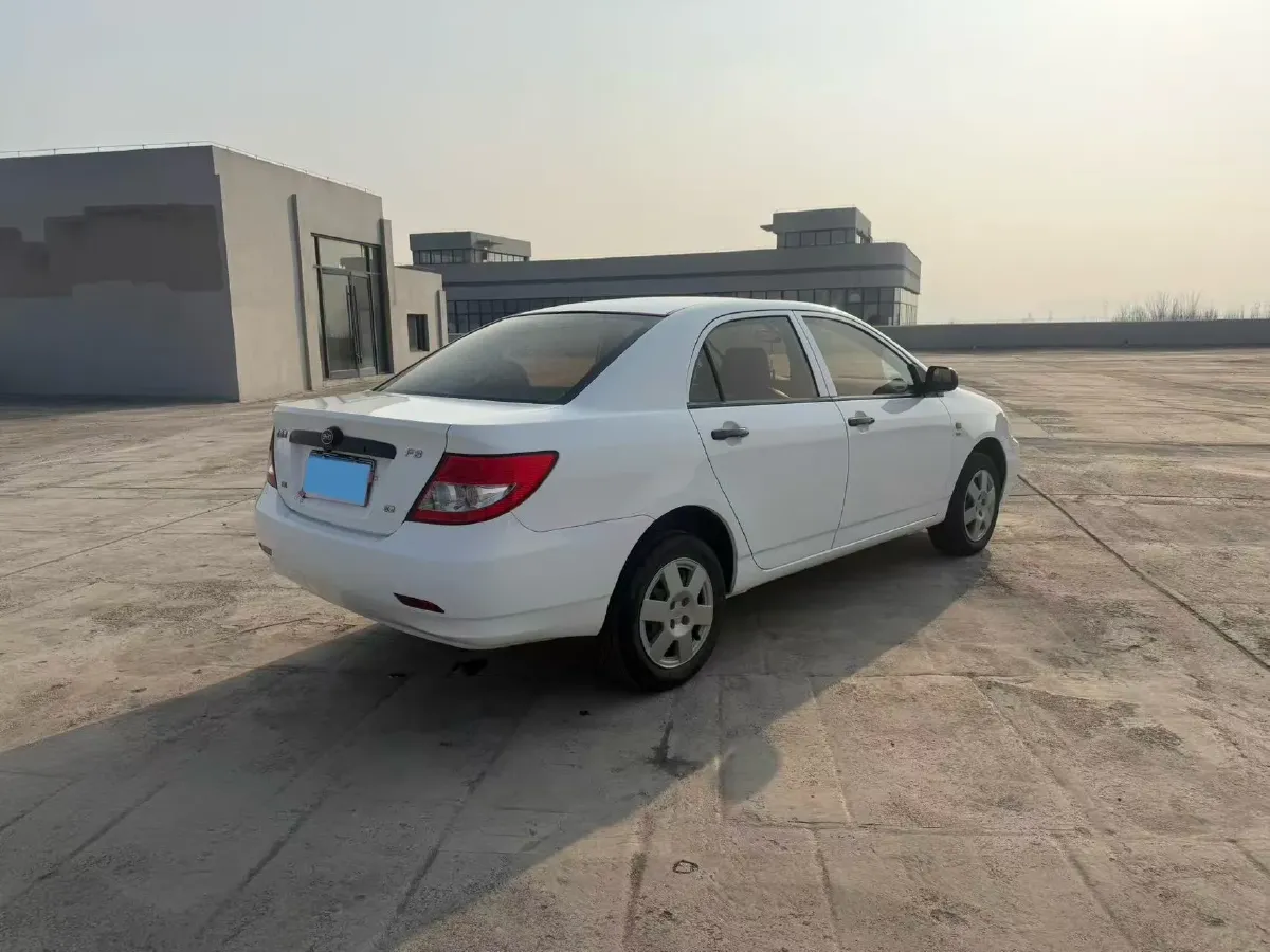2013 FAW Vita V5 1.5L 102HP L4 5MT,autocango,china used car exporter,china ev exporter,chinese used car exporter,chinese used ev exporter