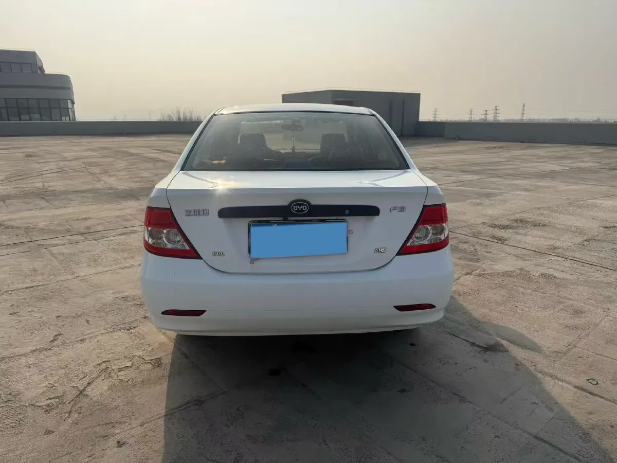 2013 FAW Vita V5 1.5L 102HP L4 5MT,autocango,china used car exporter,china ev exporter,chinese used car exporter,chinese used ev exporter