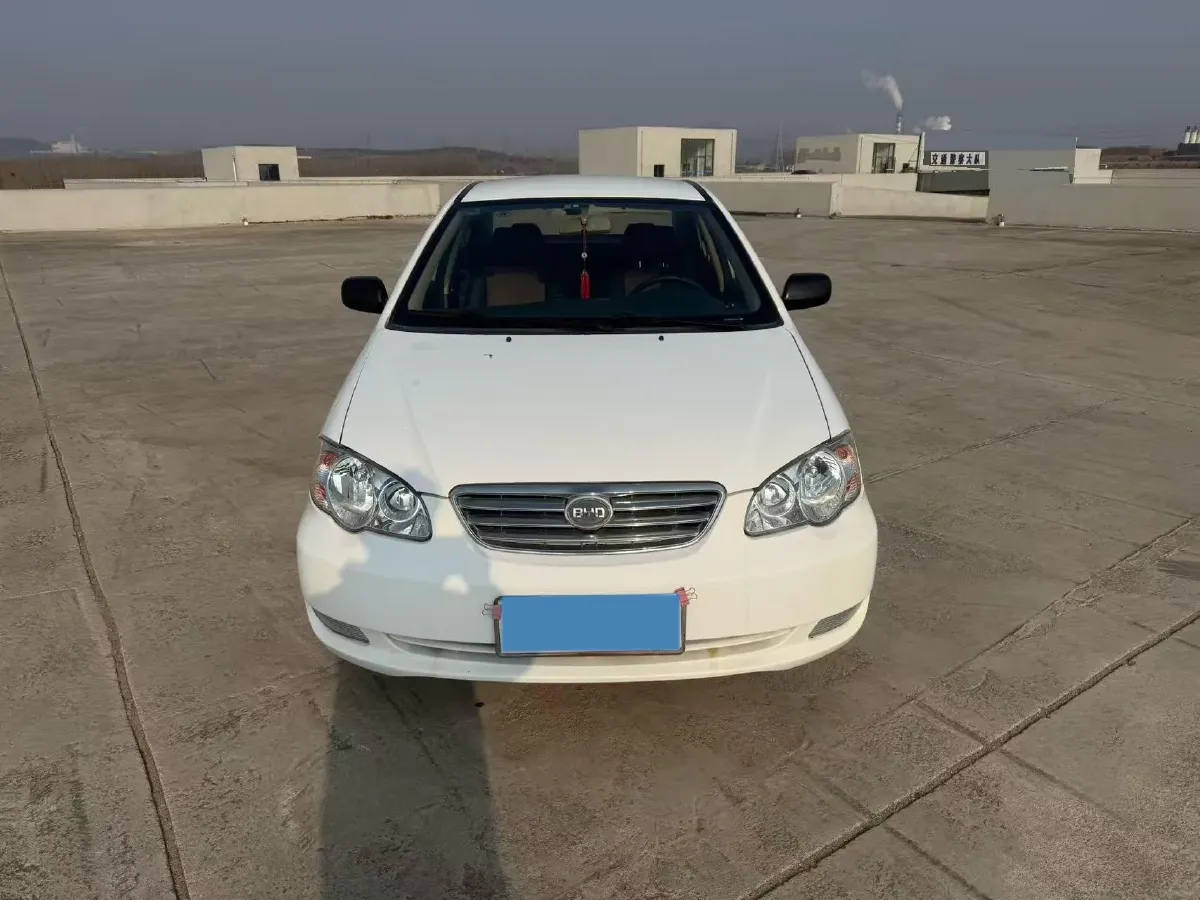 2013 FAW Vita V5 1.5L 102HP L4 5MT,autocango,china used car exporter,china ev exporter,chinese used car exporter,chinese used ev exporter
