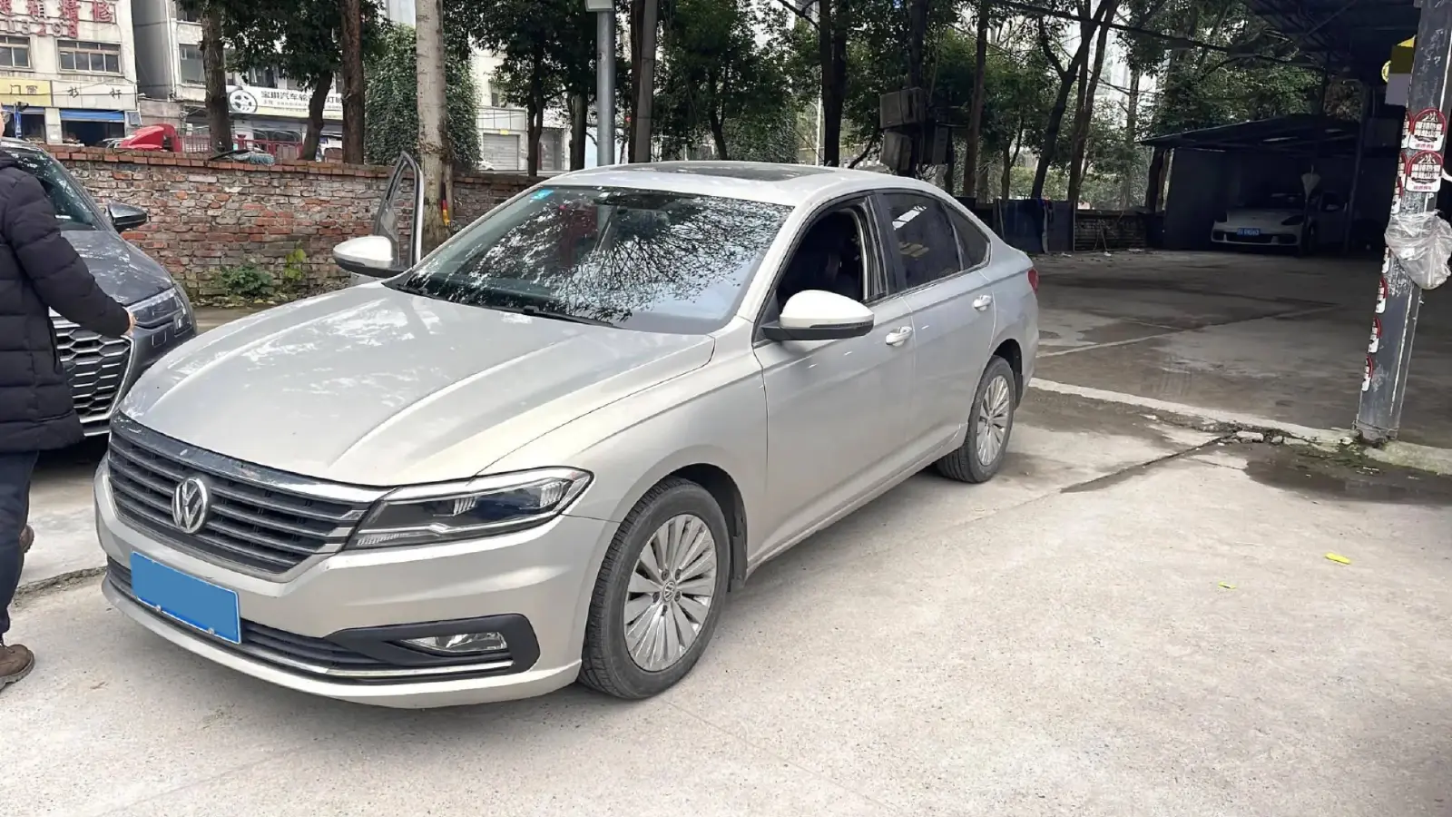 2019 Volkswagen Sagitar 1.2T 116HP L4 7DCT