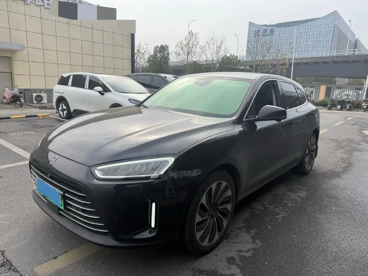 2022 Isuzu Mu-X 2.0T 220HP L4 8AT