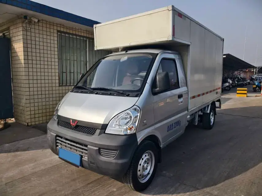 2021 WuLing RongGuang Mini Truck 1.5L 99HP L4 5MT