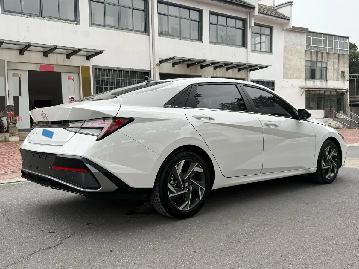 2023 Hyundai Elantra 1.5L 115HP L4 CVT,autocango,china used car exporter,china ev exporter,chinese used car exporter,chinese used ev exporter