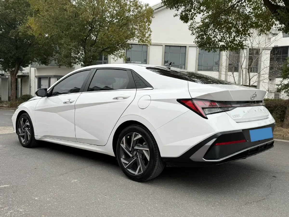 2023 Hyundai Elantra 1.5L 115HP L4 CVT,autocango,china used car exporter,china ev exporter,chinese used car exporter,chinese used ev exporter