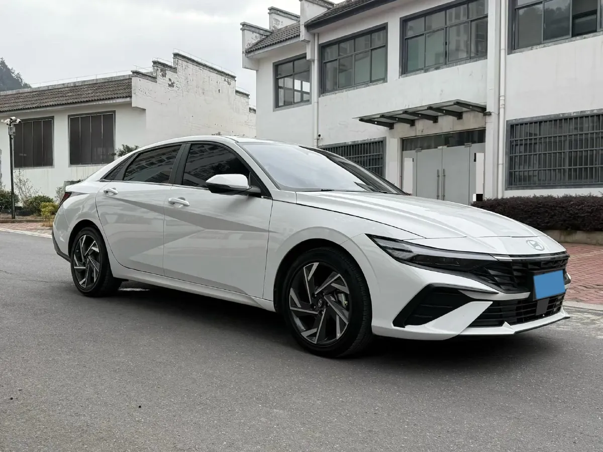 2023 Hyundai Elantra 1.5L 115HP L4 CVT,autocango,china used car exporter,china ev exporter,chinese used car exporter,chinese used ev exporter