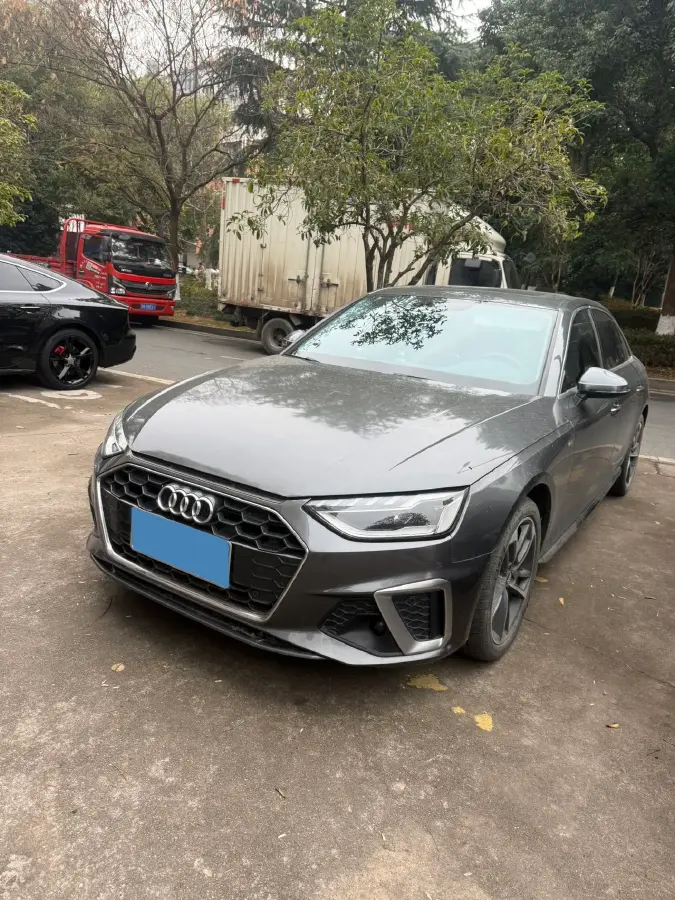 2020 Audi A4L 2.0T 190HP L4 7DCT