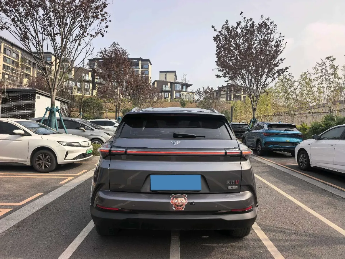 2021 DongFeng Aeolus E70 BEV 52.99KWH,autocango,china used car exporter,china ev exporter,chinese used car exporter,chinese used ev exporter