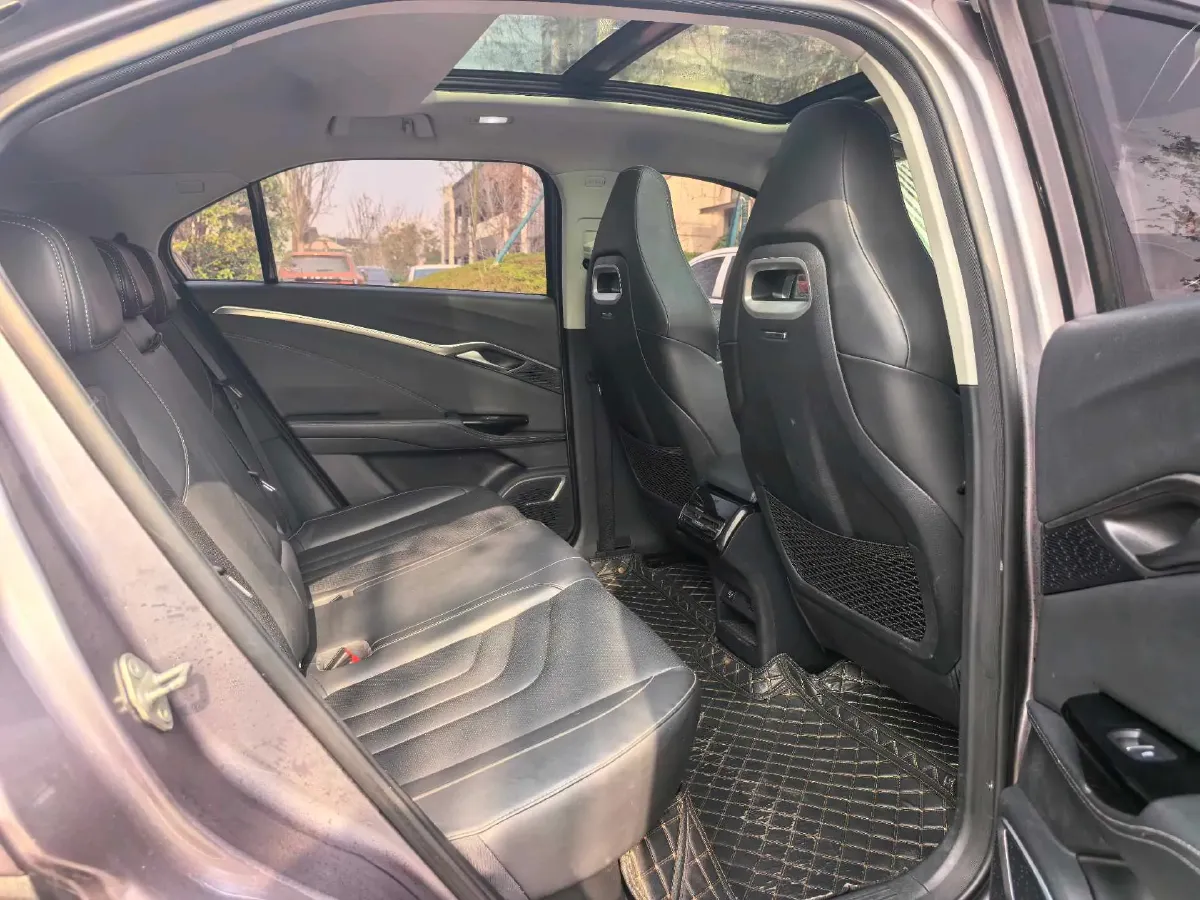 2021 DongFeng Aeolus E70 BEV 52.99KWH,autocango,china used car exporter,china ev exporter,chinese used car exporter,chinese used ev exporter