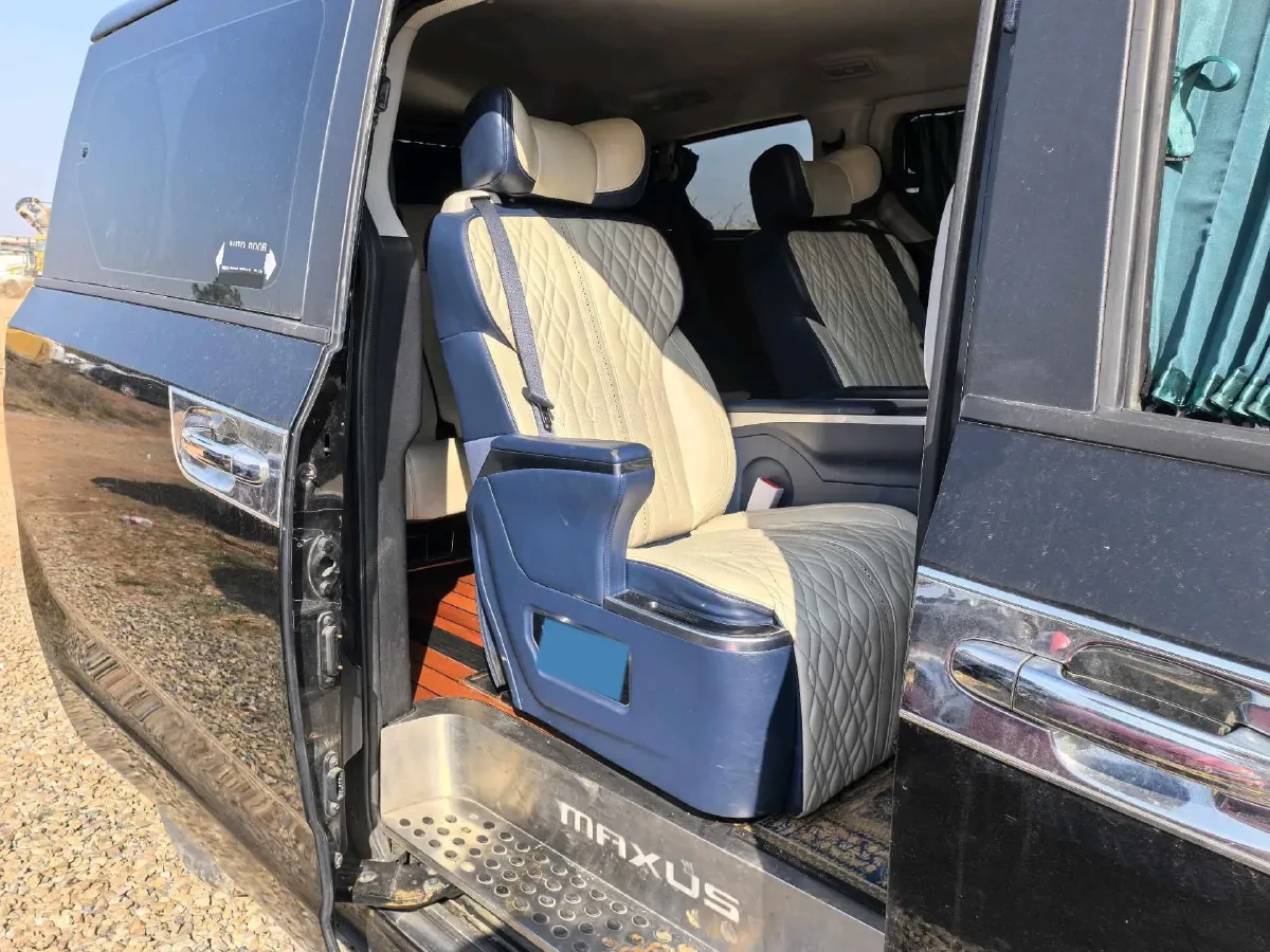 2021 MAXUS T90 2.0T 218HP L4 6MT,autocango,china used car exporter,china ev exporter,chinese used car exporter,chinese used ev exporter