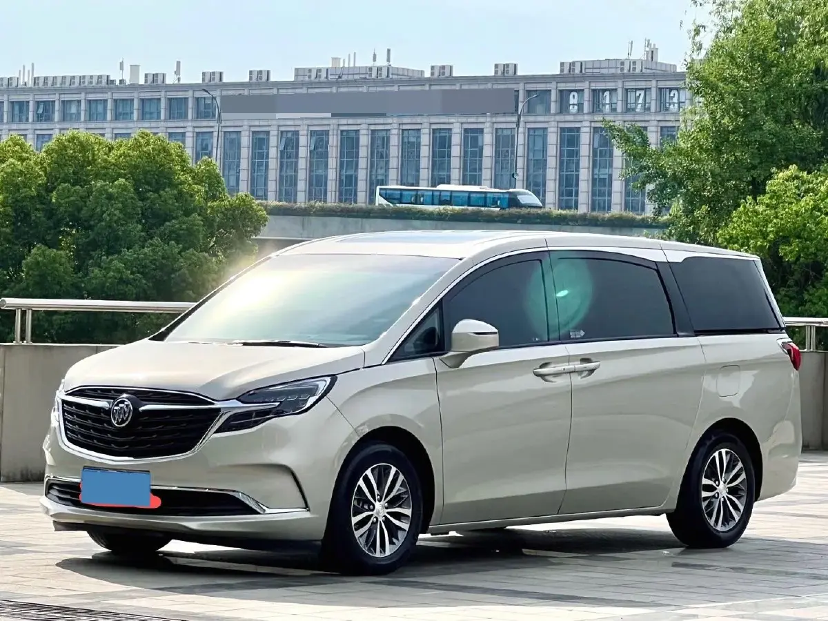 2022 Buick GL8 2.0T 237HP L4 9AT