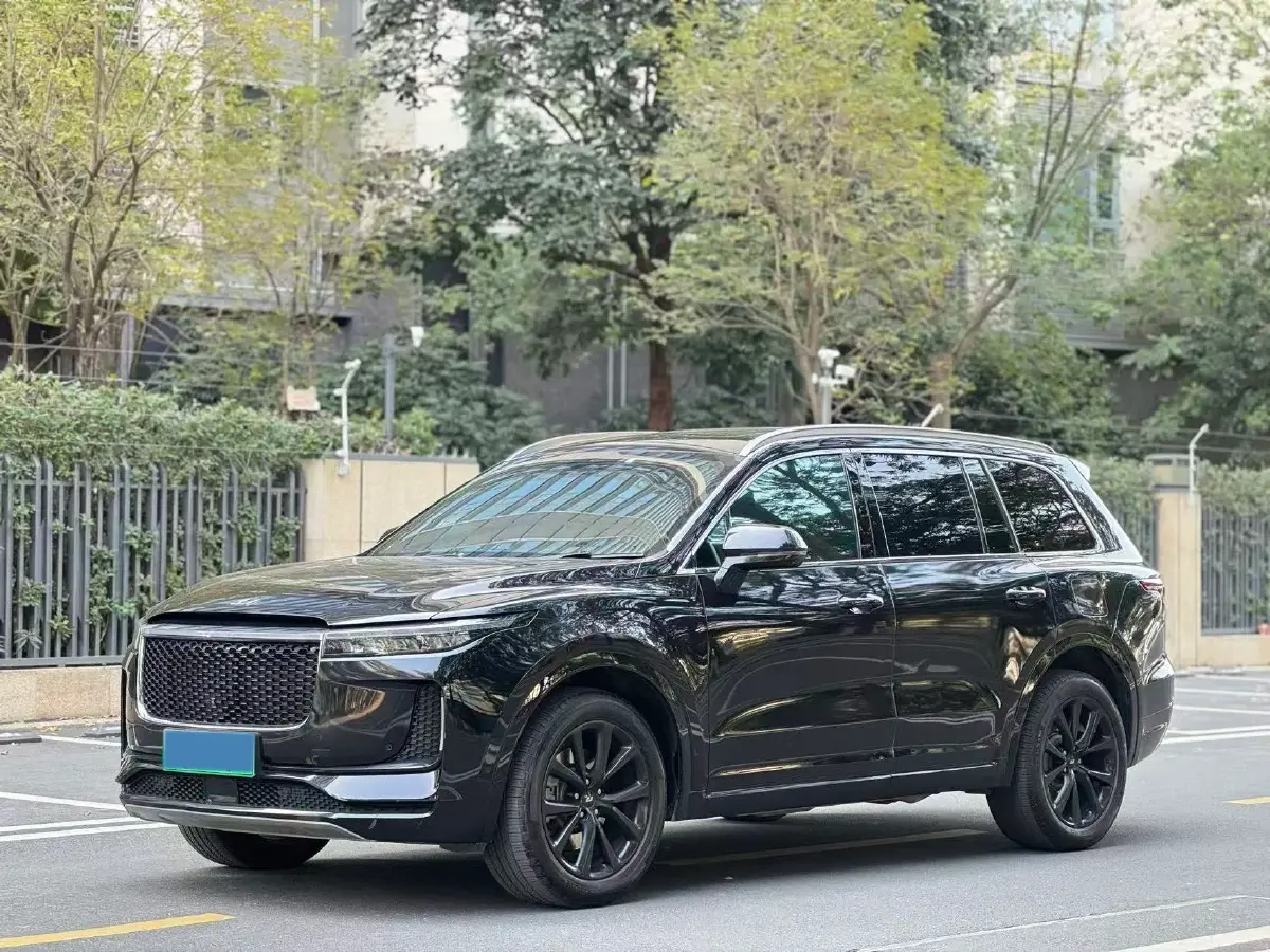 2020 Li ONE Range Extended 131HP REEV 40.5KWH