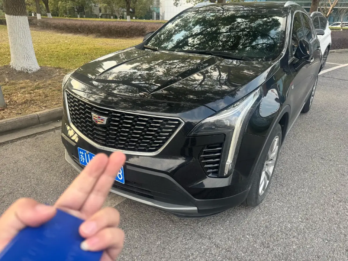 2021 Cadillac XT4 2.0T 237HP L4 9AT