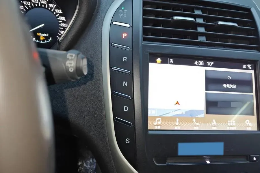 2017 Lincoln MKC 2.0T 203HP L4 6AT,autocango,china used car exporter,china ev exporter,chinese used car exporter,chinese used ev exporter