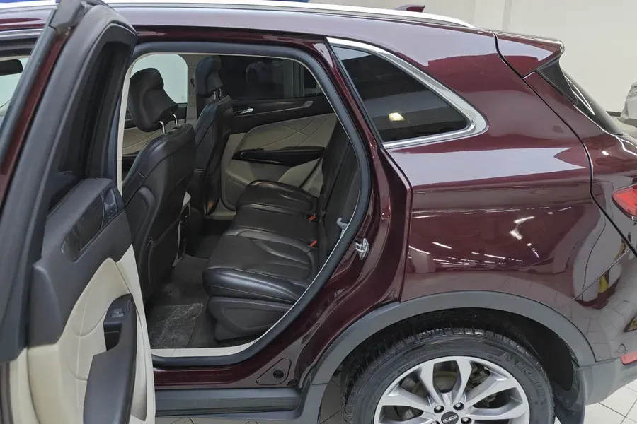 2017 Lincoln MKC 2.0T 203HP L4 6AT,autocango,china used car exporter,china ev exporter,chinese used car exporter,chinese used ev exporter