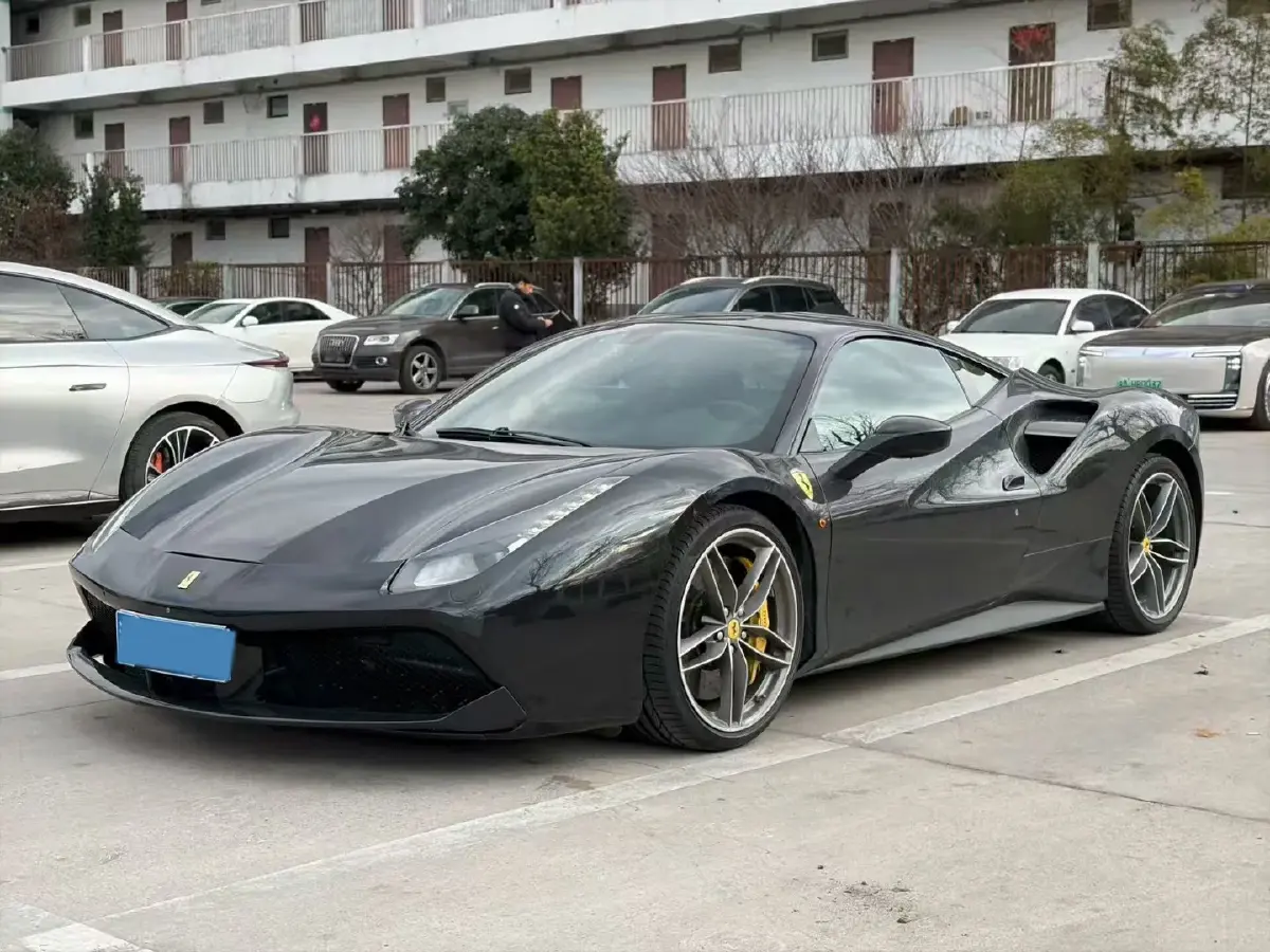 2015 Ferrari 488 3.9T 670HP V8 7DCT