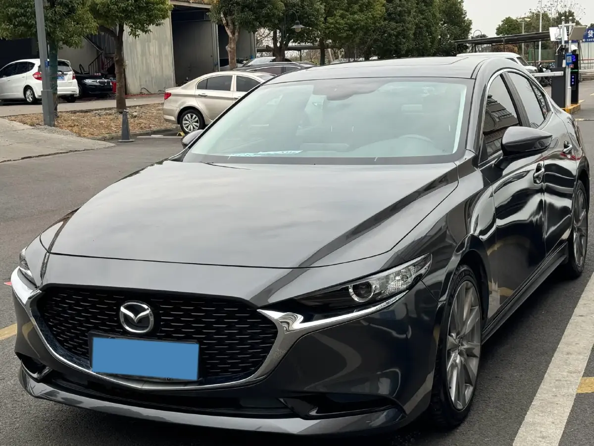 2021 Mazda 3 Axela 2.0L 158HP L4 6AT