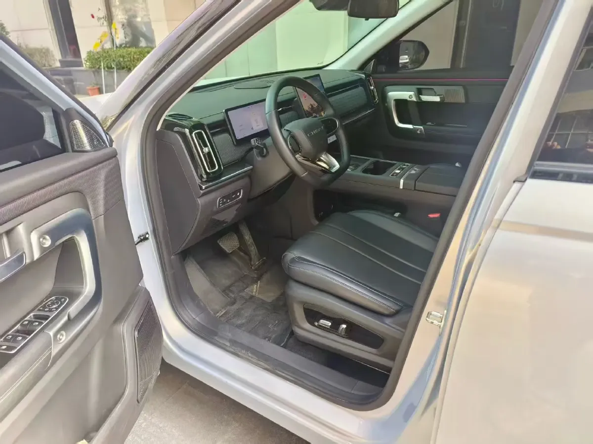 2024 Chery Exploration 06 C-DM 1.5T 156HP L4 DHT PHEV 18.3KWH,autocango,china used car exporter,china ev exporter,chinese used car exporter,chinese used ev exporter