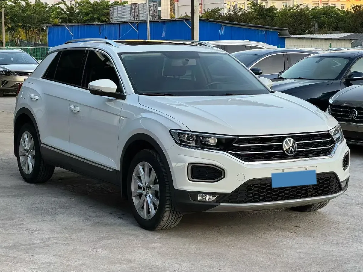 2021 Volkswagen T-Roc 1.4T 150HP L4 7DCT,autocango,china used car exporter,china ev exporter,chinese used car exporter,chinese used ev exporter