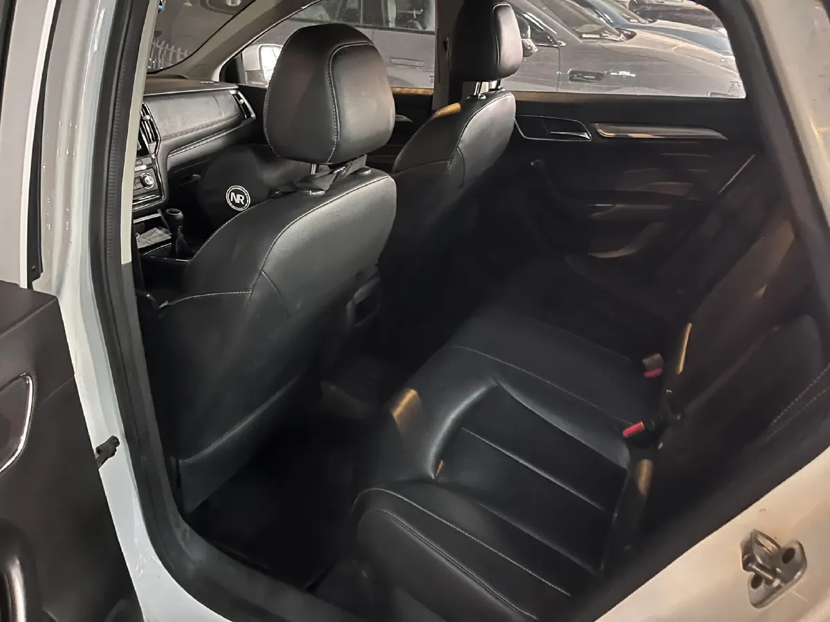 2018 DongFeng Aeolus AX7 1.4T 140HP L4 5MT,autocango,china used car exporter,china ev exporter,chinese used car exporter,chinese used ev exporter