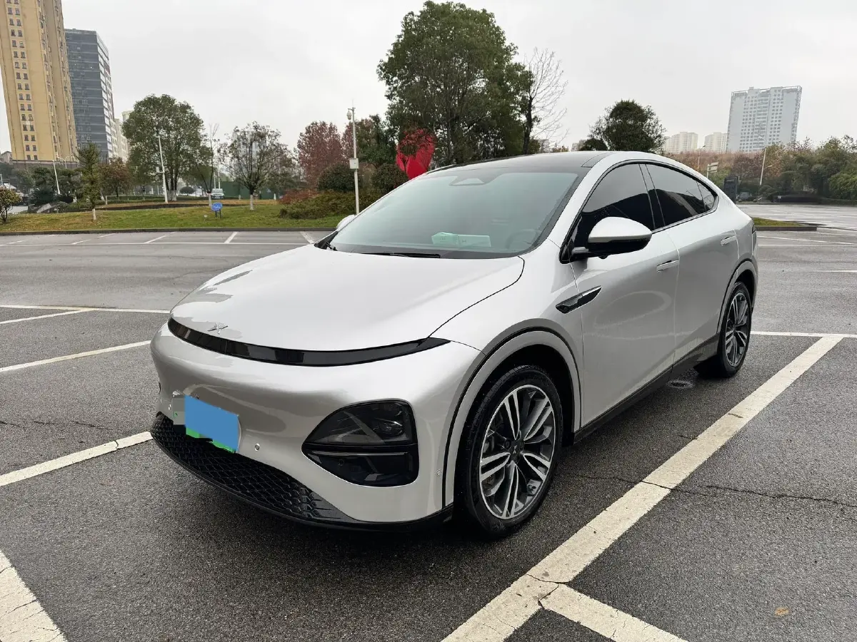 2023 Xpeng G6 BEV 66KWH