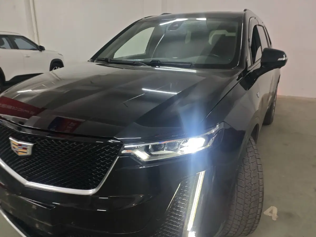 2019 Cadillac CT6 2.0T 241HP L4 10AT