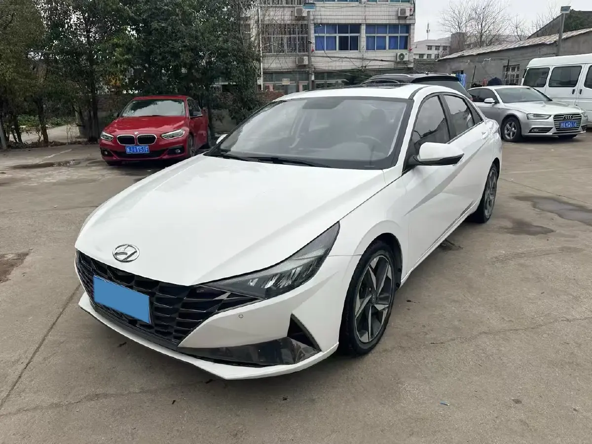 2021 Hyundai Elantra 1.5L 115HP L4 CVT