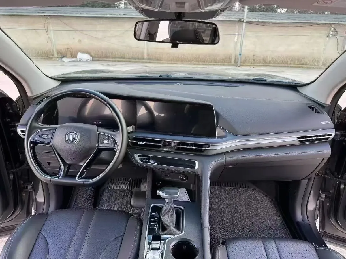 2021 ChangAn CS75 Plus 1.5T 178HP L4 6AT,autocango,china used car exporter,china ev exporter,chinese used car exporter,chinese used ev exporter