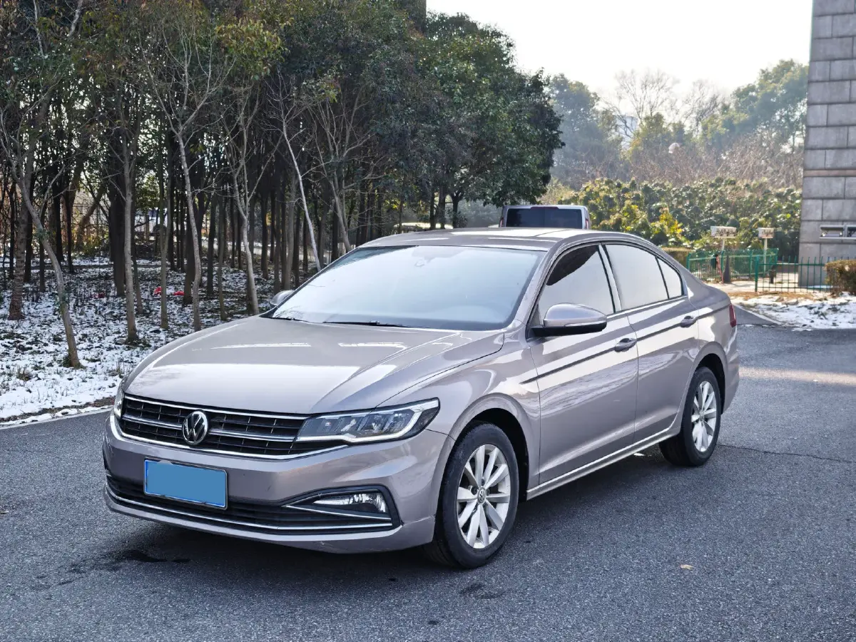 2019 Volkswagen Golf Sportsvan 1.6L 110HP L4 6AT