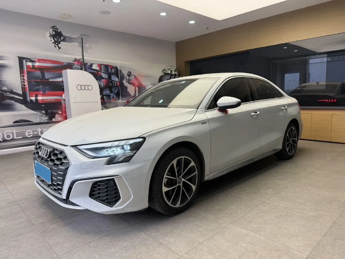 2021 Audi A3 1.4T 150HP L4 7DCT