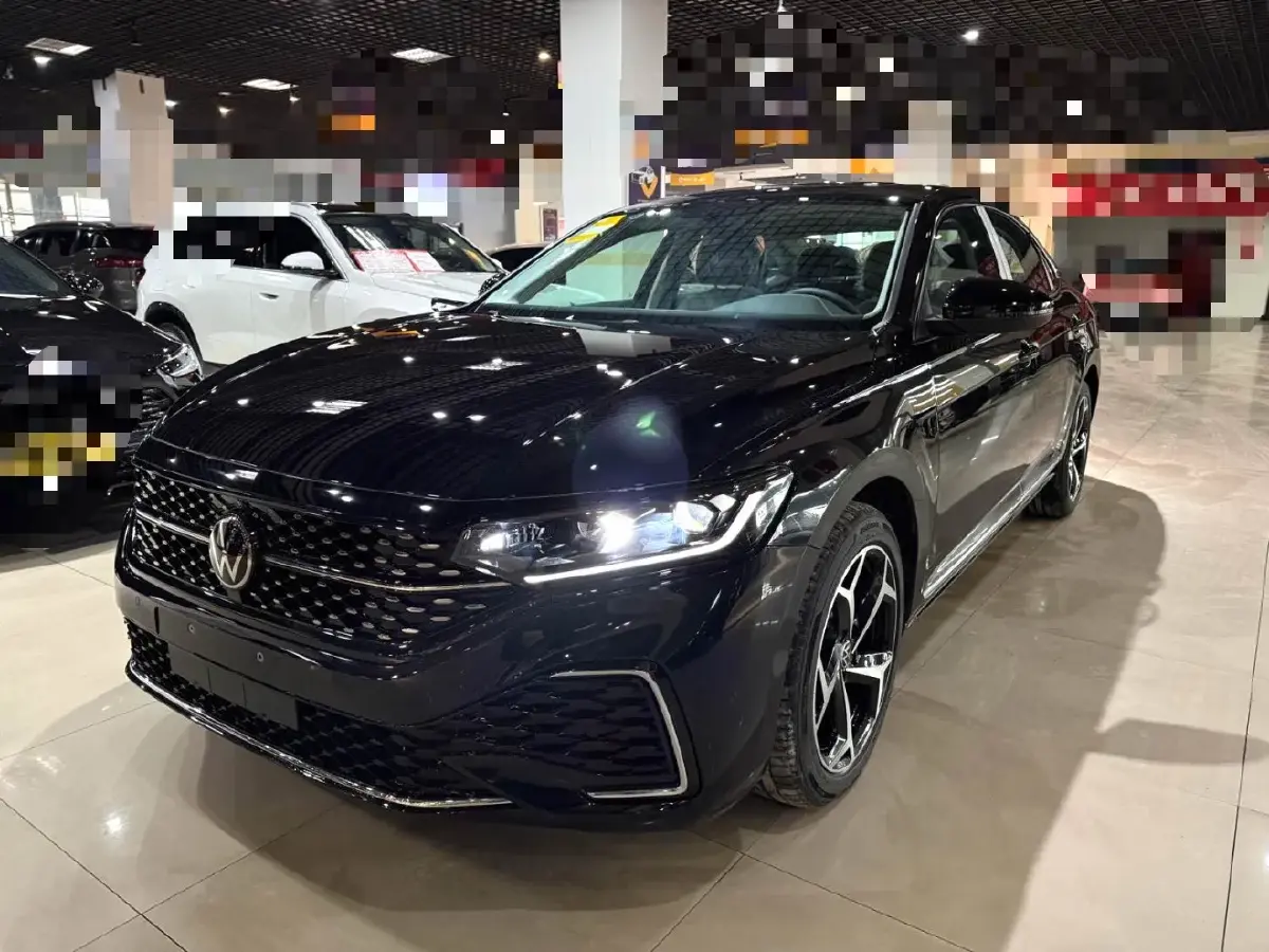 2026 Volkswagen Passat 2.0T 220HP L4 7DCT