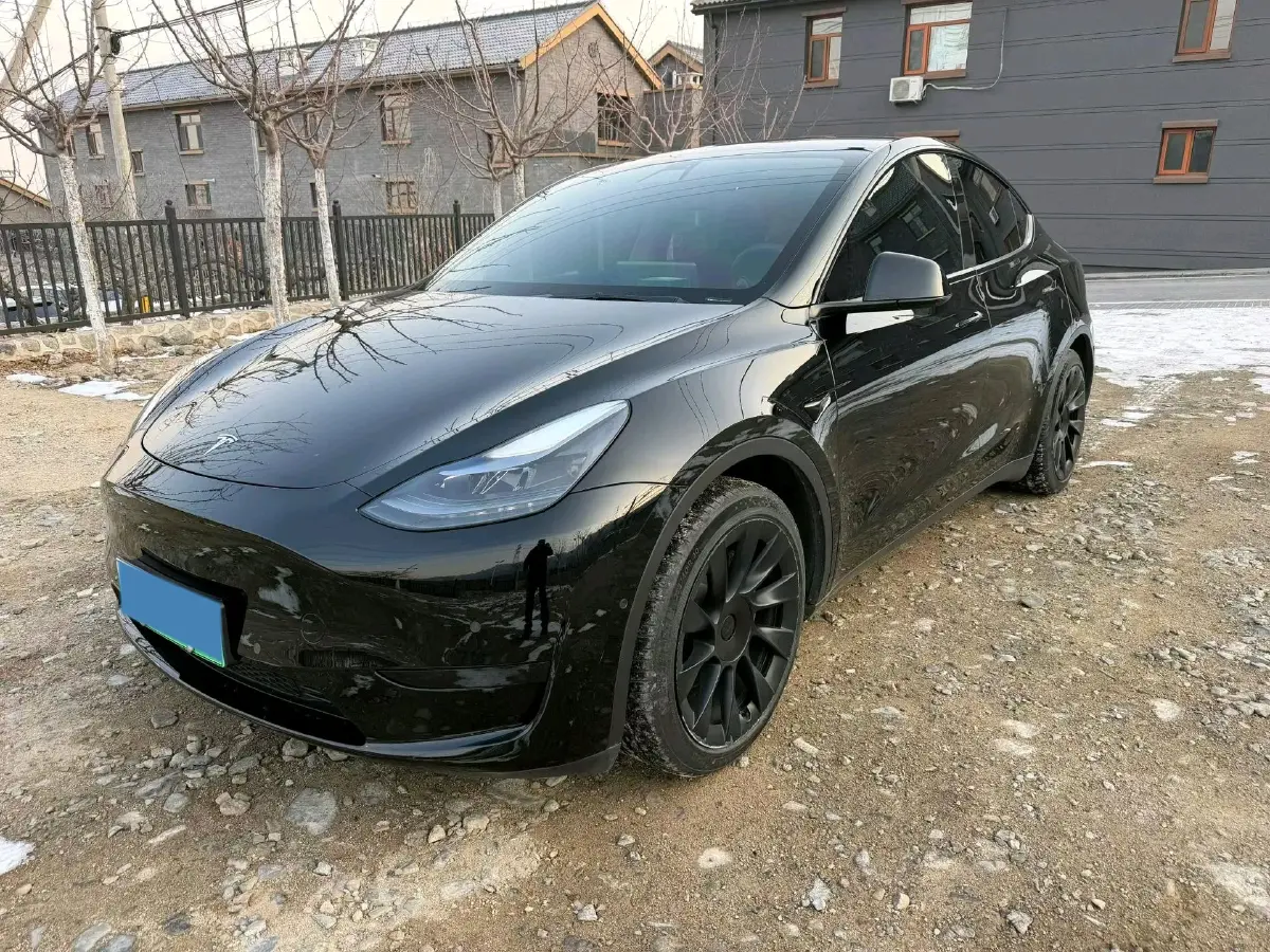 2022 Tesla Model Y BEV 60KWH