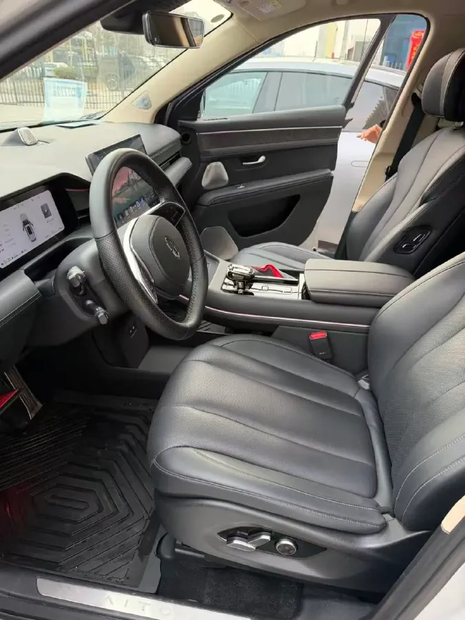 2024 Jaguar E-PACE 1.5T 200HP L3 8AT,autocango,china used car exporter,china ev exporter,chinese used car exporter,chinese used ev exporter