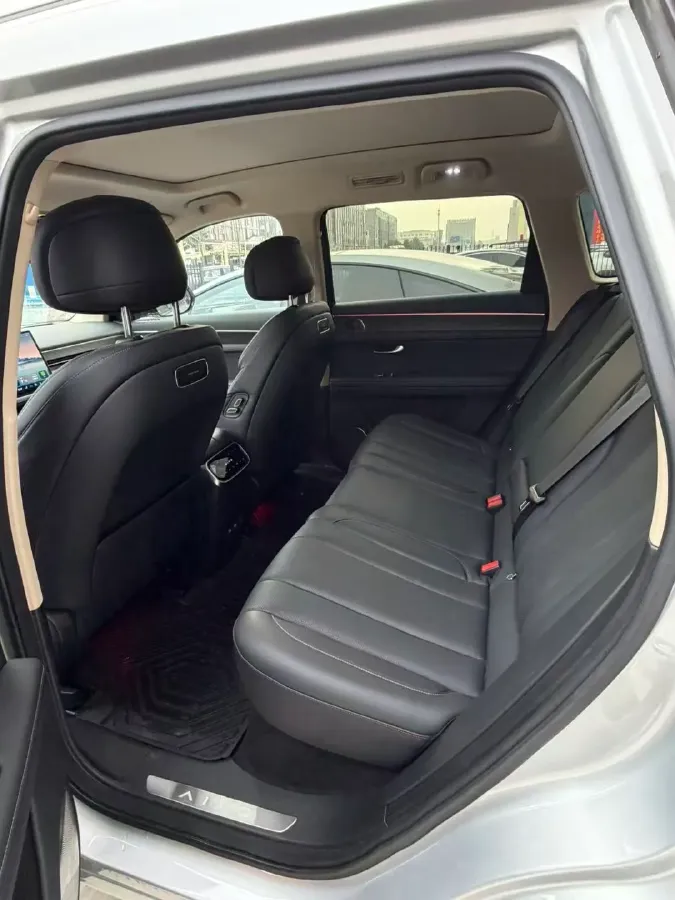 2024 Jaguar E-PACE 1.5T 200HP L3 8AT,autocango,china used car exporter,china ev exporter,chinese used car exporter,chinese used ev exporter