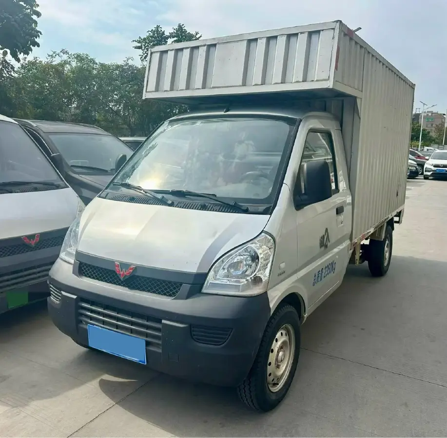 2021 WuLing RongGuang Mini Truck 1.5L 99HP L4 5MT
